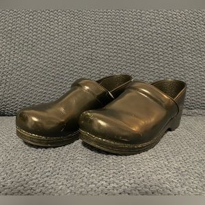 Dansko Men’s Professional Clogs Size 45 (US 11-11.5)